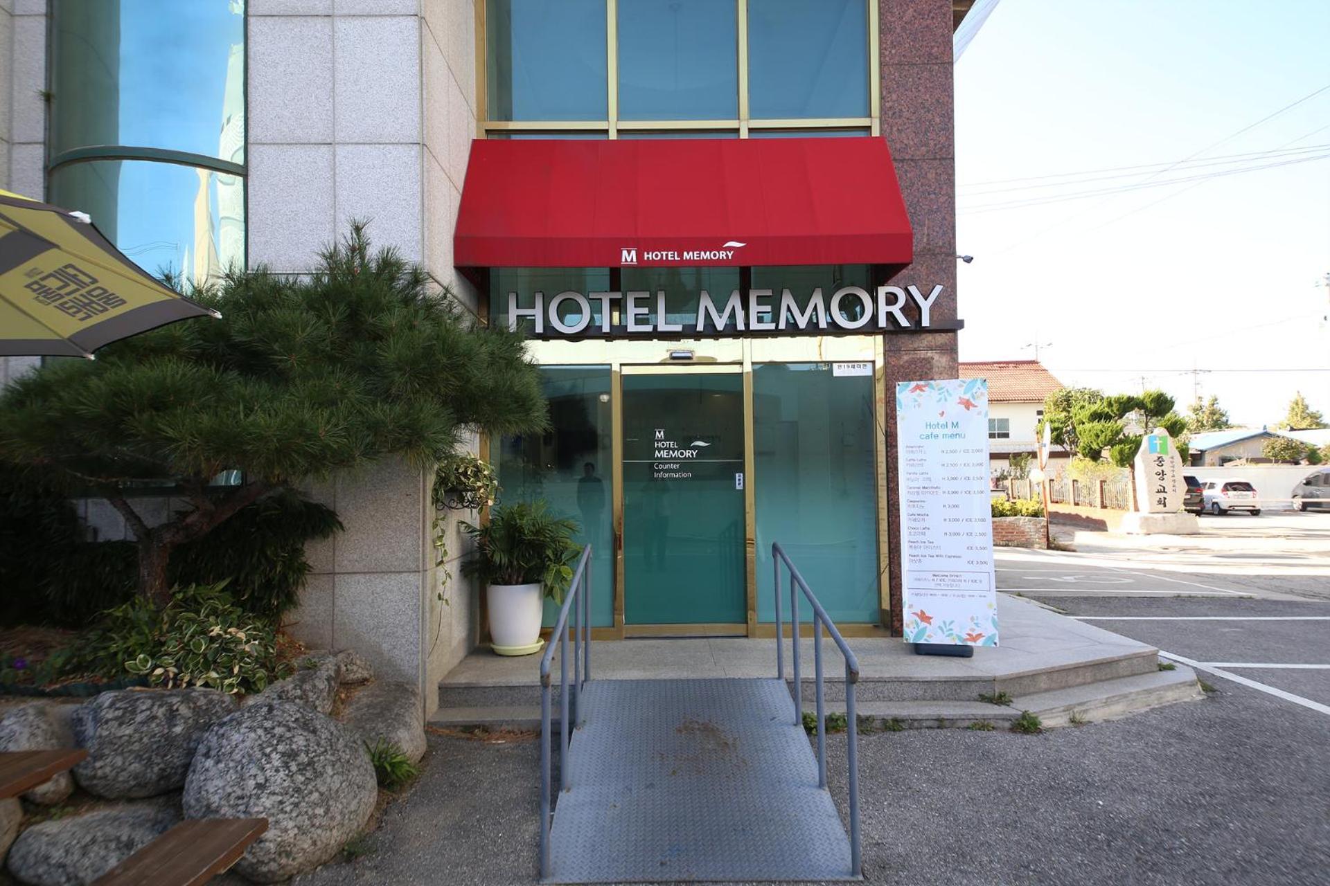 Hotel Memory Jumunjin- Welcome Drink Provided Gangneung Buitenkant foto